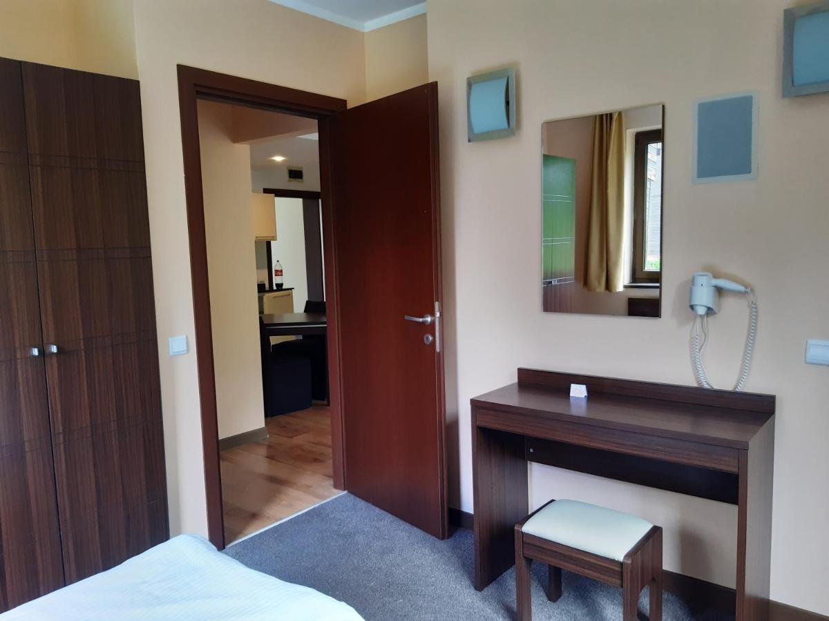 Apartments B06 In Terra Complex Razlog Bagian luar foto